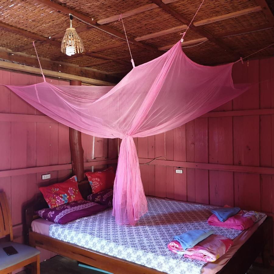Seng Long Guesthouse Phumi Kaoh Rung Bagian luar foto