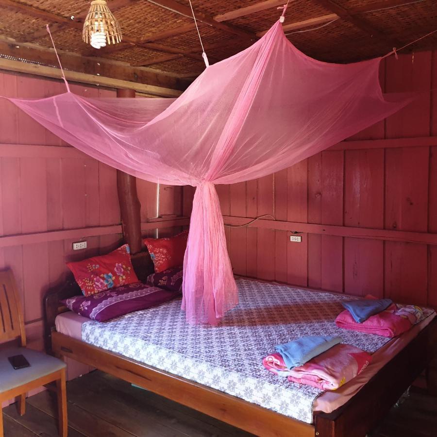 Seng Long Guesthouse Phumi Kaoh Rung Bagian luar foto