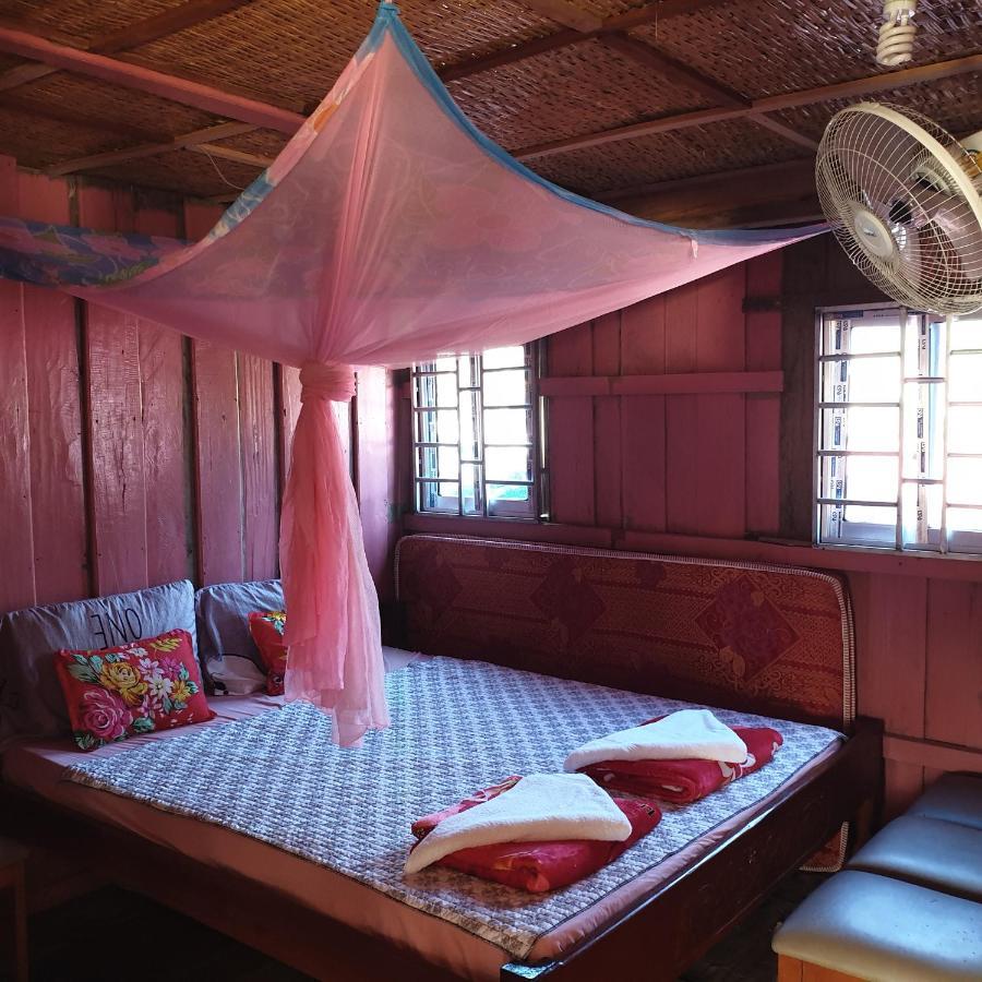 Seng Long Guesthouse Phumi Kaoh Rung Bagian luar foto